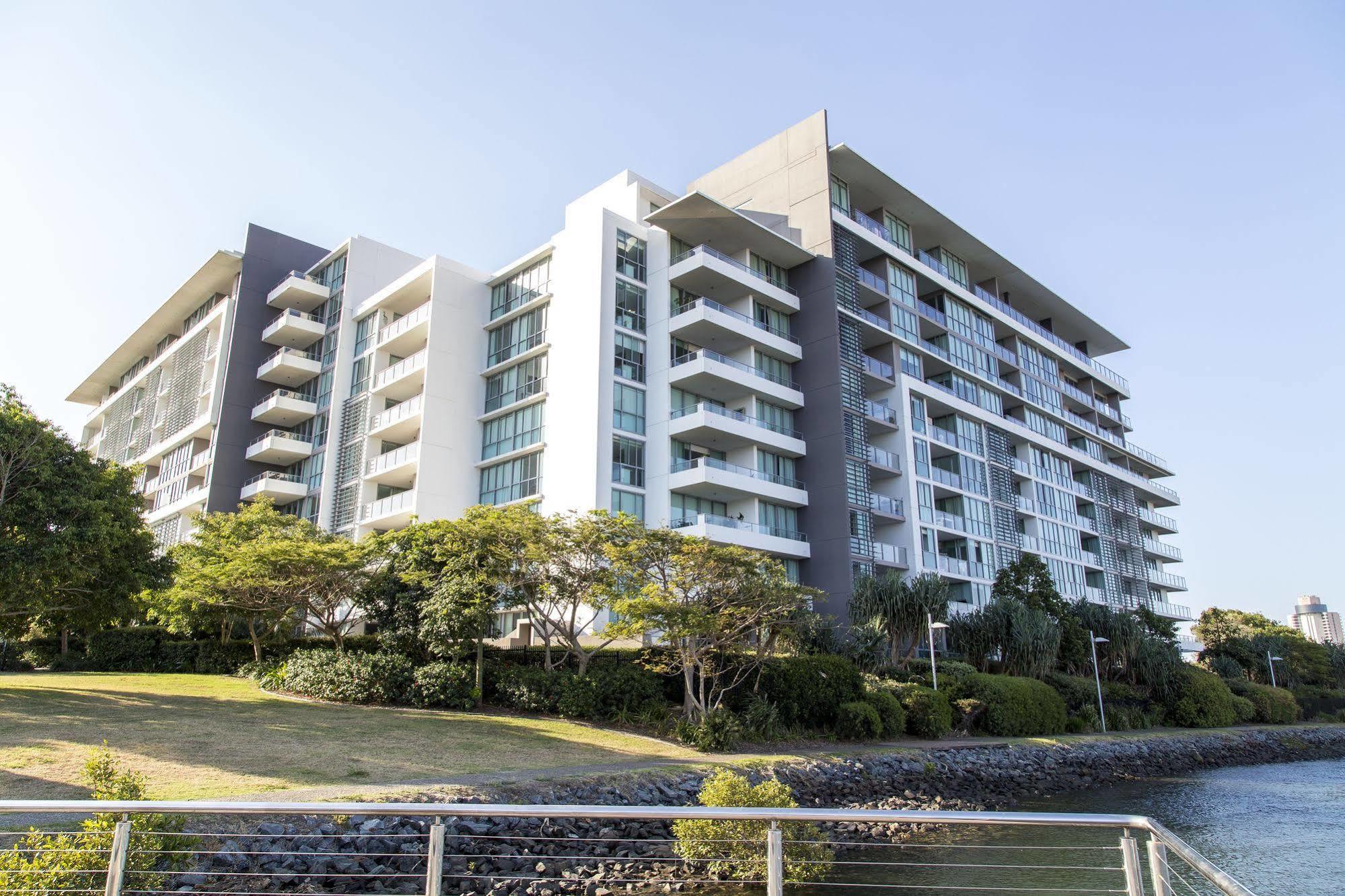 ULTIQA Freshwater Point Resort Gold Coast Exterior foto
